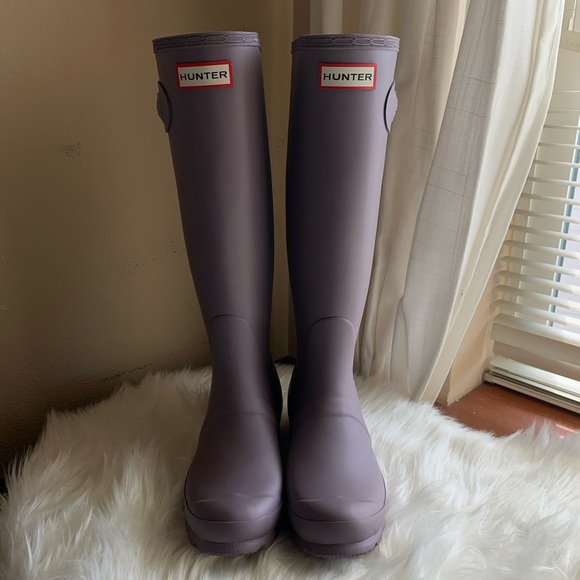 Hunter Tall Boots Size 5 Matte Taupe 